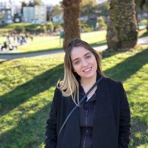 Meet your Posher, Nicole